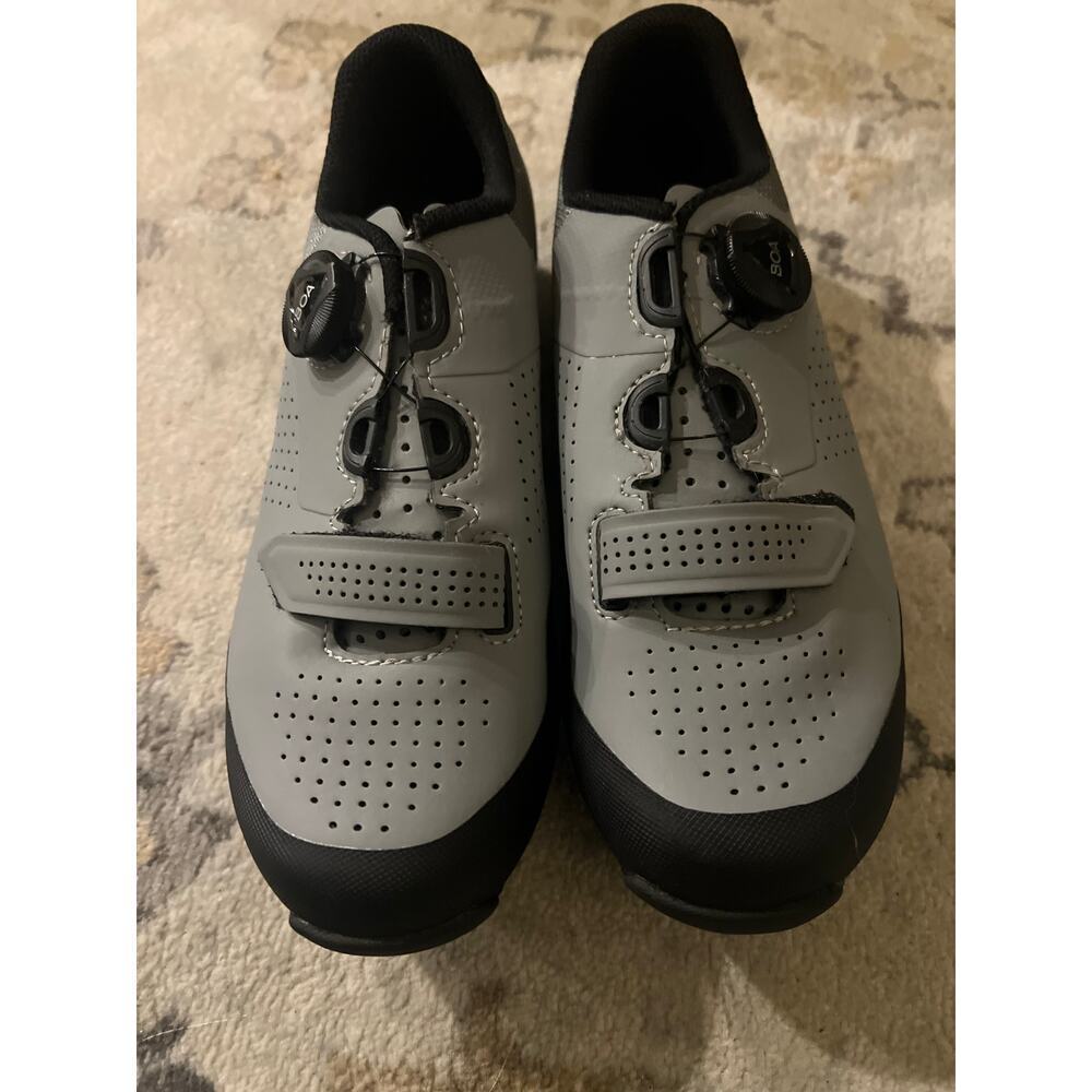 Bontrager Bike Shoes - Picture 2 of 5